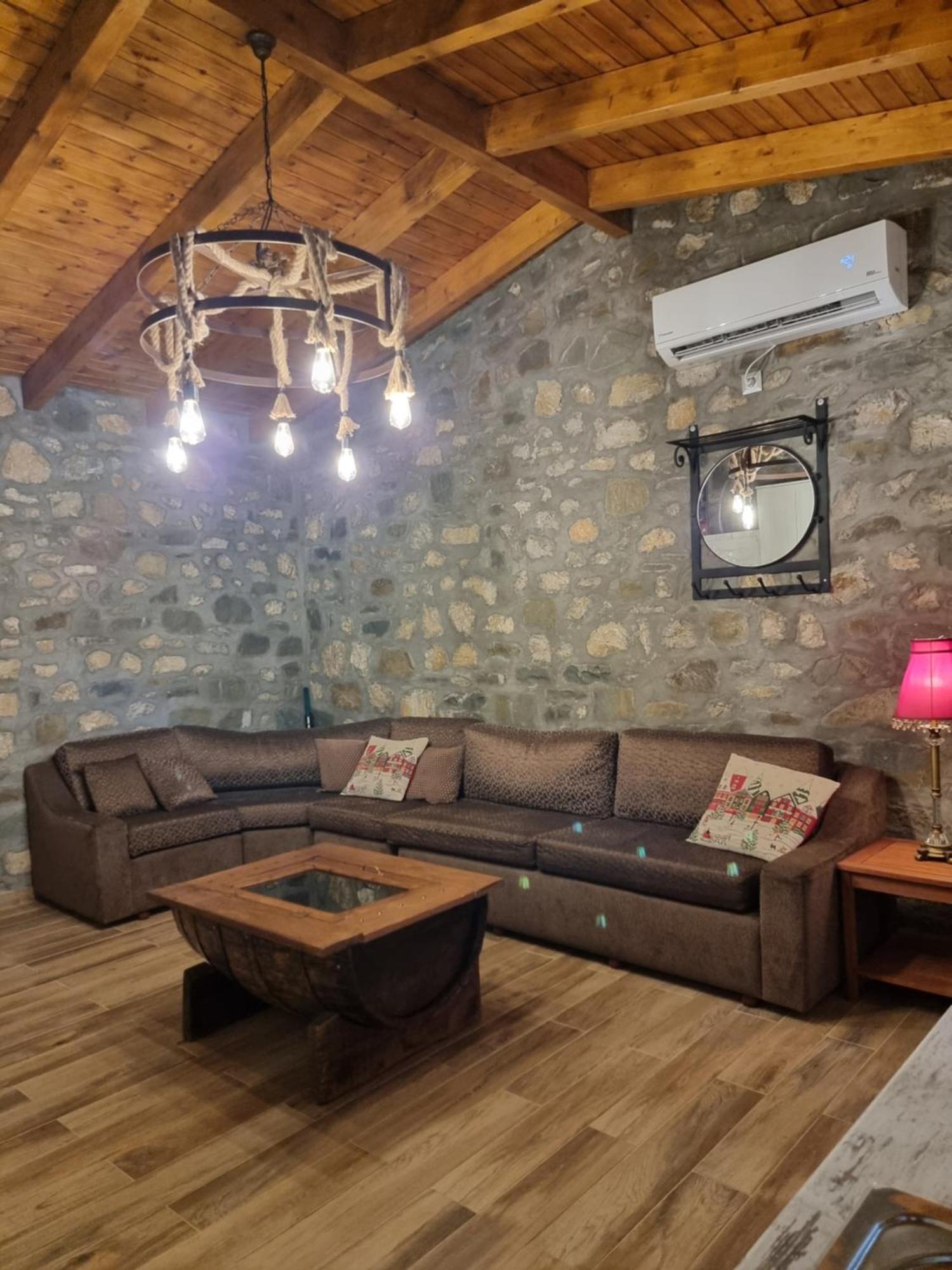 House With Big Garden And Barbeque In Nature Vourgareli Exterior photo